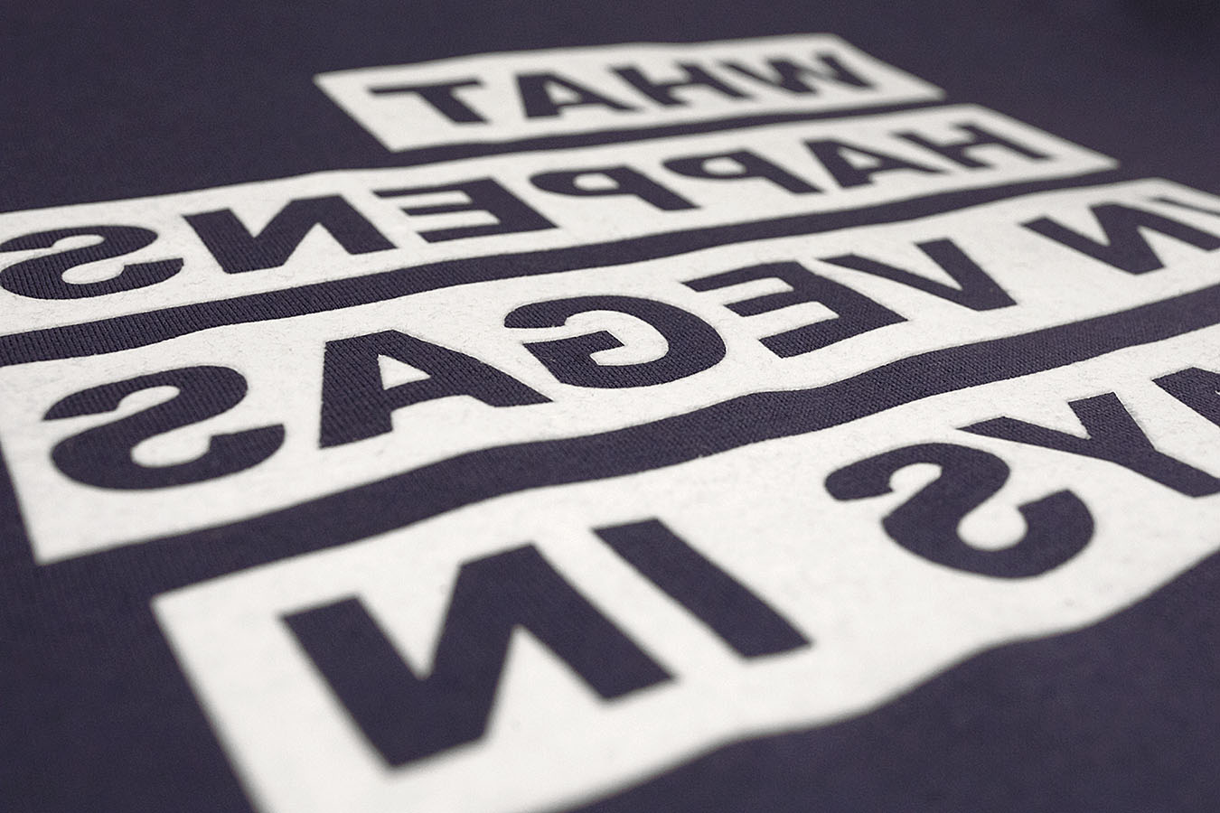 Bluza WHAT HAPPENS IN VEGAS STAYS IN... - obrazek 5